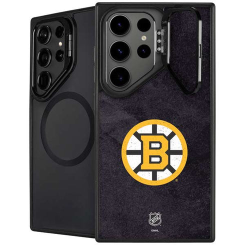 NHL Boston Bruins Distressed Galaxy S25 Ultra Kickstand Case